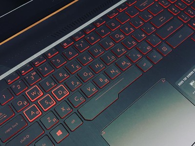 Гравировка на клавиатуру с подсветкой