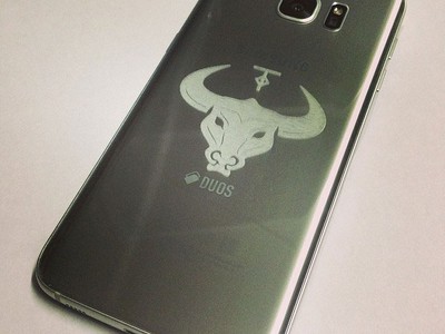 Гравировка на Samsung Galaxy S7